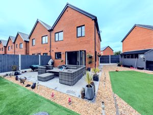 Photo 21- click for photo gallery